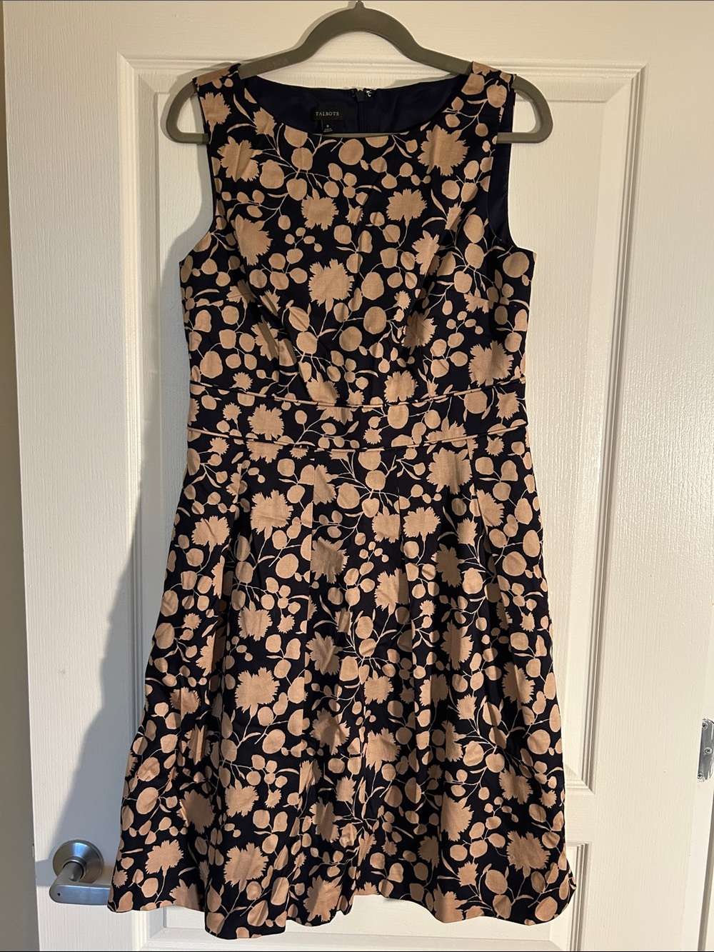 Talbots Navy and Beige Floral Sleeveless Fit-and-Flare Dress Size 8